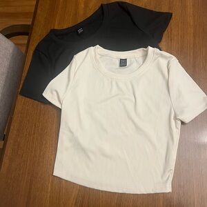 SHEIN Cropped Short Sleeve Tops